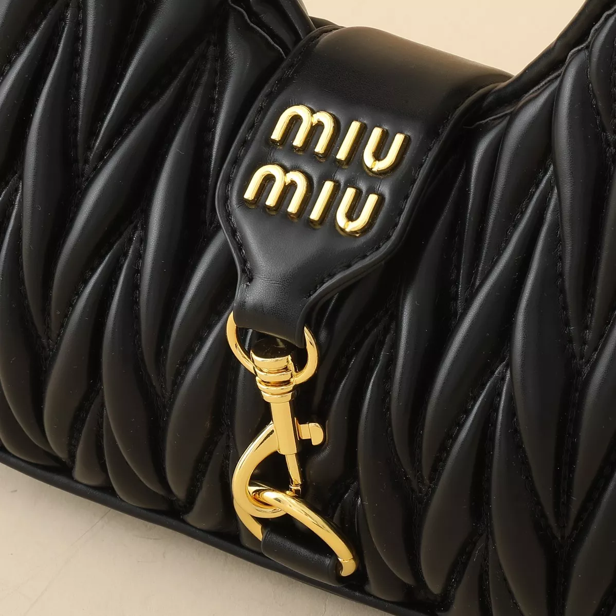 miu miu aaa qualite shoulder sac pour femme s_12754a42